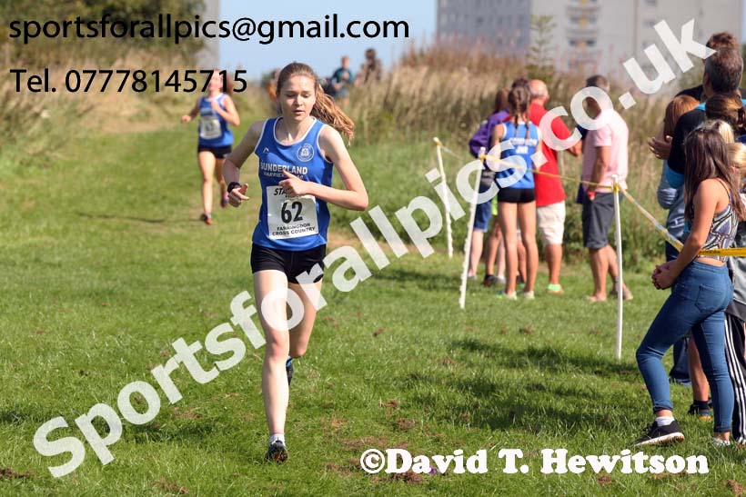 Mens and womens under-17s, Sunderland Harriers Cross Country, Farrington, Sunderland. Photo: David T. Hewitson/Sports for All Pics